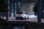 Toyota Corolla SE Nightshade Hatchback 2019 года (NA)